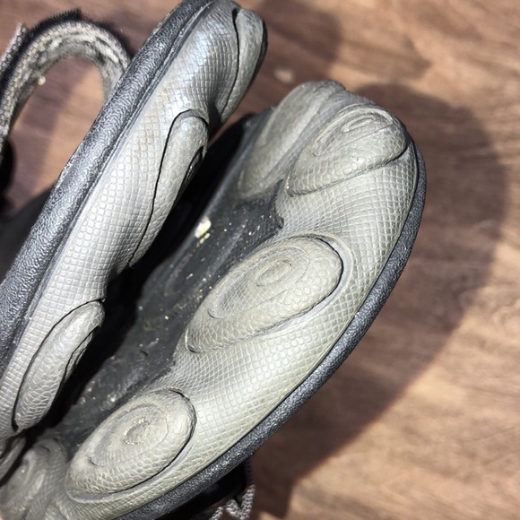 Teva size 8 men’s black hiking sandals - Picture 8 of 8